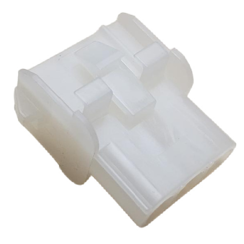 AMP 1-480303-0 CONNECTOR 3 POS PLUG HSG NATURAL .200"P