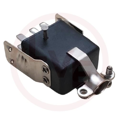 CONNECTOR PLUG 6 POS MALE 10A W/LOCKING CLIPS